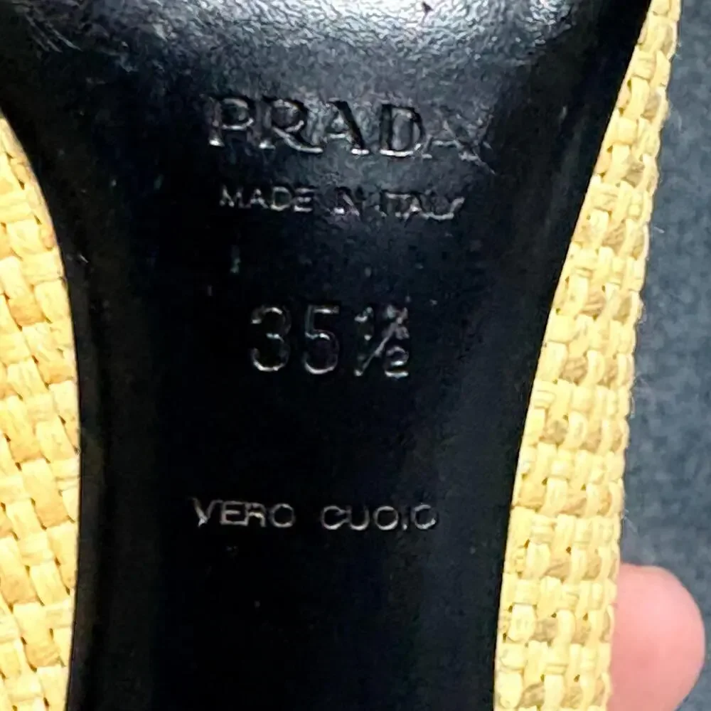 Prada Shoes Womens 5.5 EU 35.5 Beige Black Leather Woven Cap Toe Pumps Heels